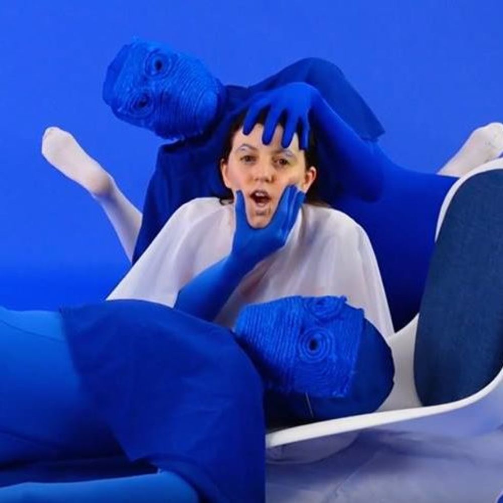 Meet your Posher, Dara